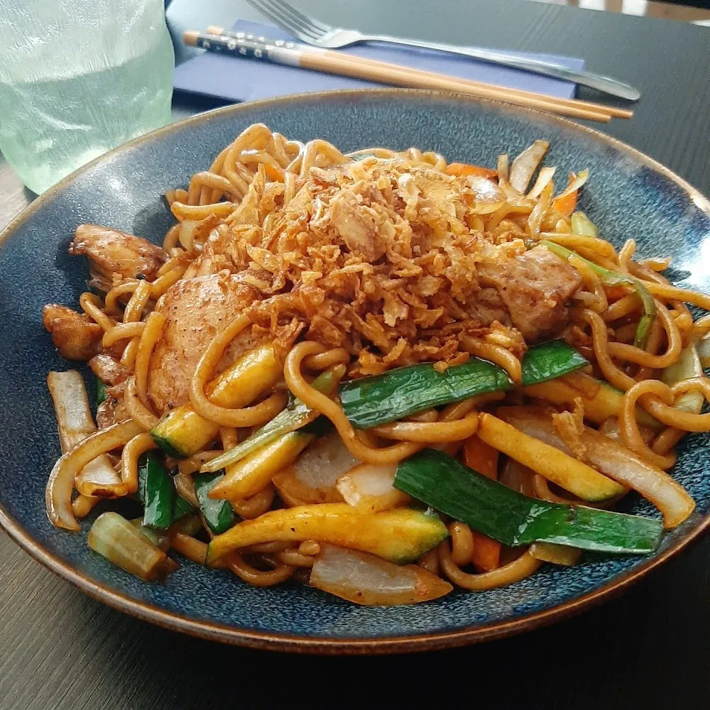 Nouille Sauté Au Poulet